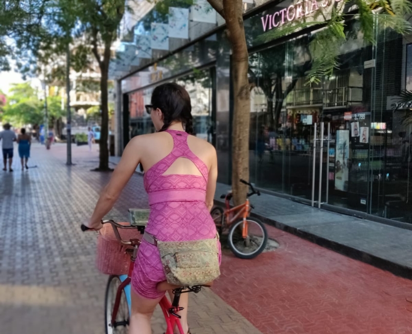 Renta de motos vs renta de bicis